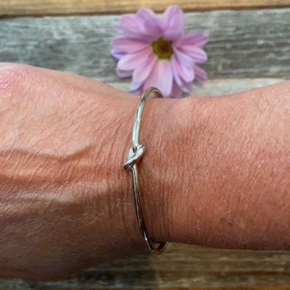 Stella & Dot “Knot” Bracelet - Picture 6 of 6